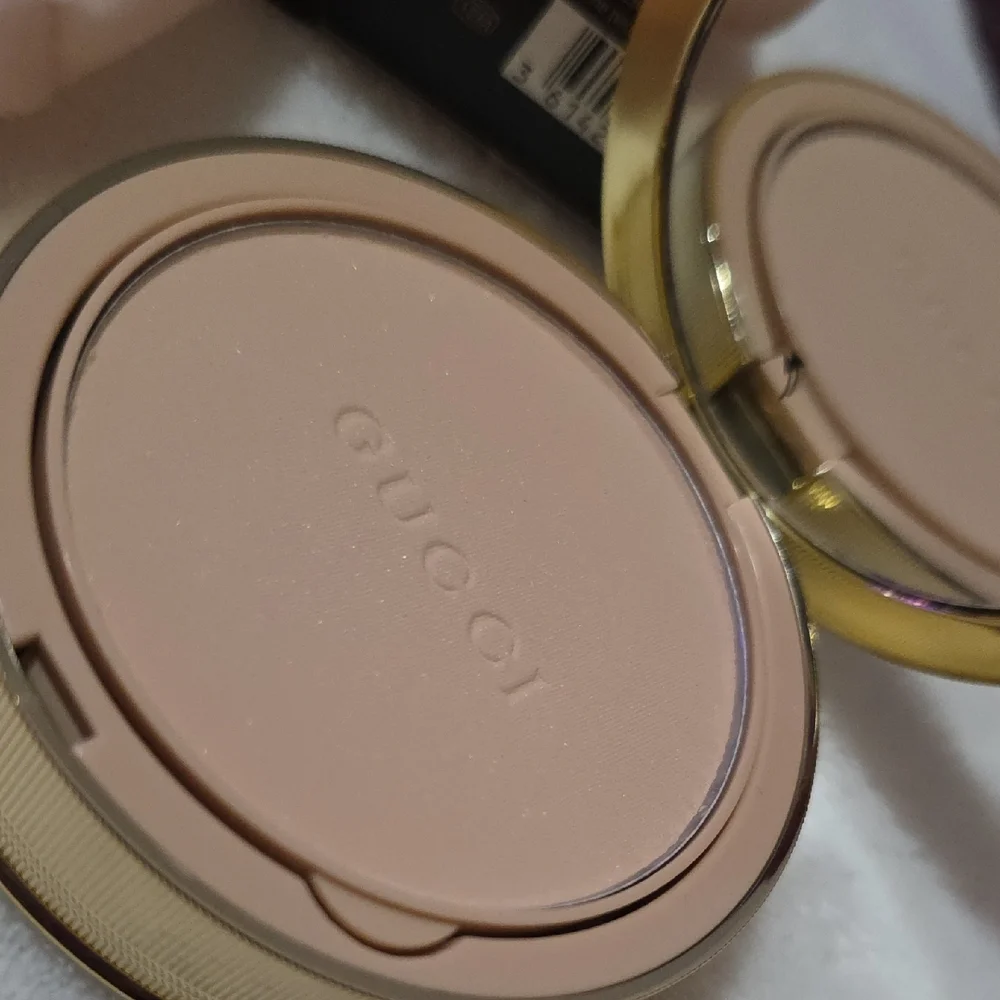NEW~GUCCI Poudre De Beauté ~Mat Naturel 02 Beauty Setting Powder